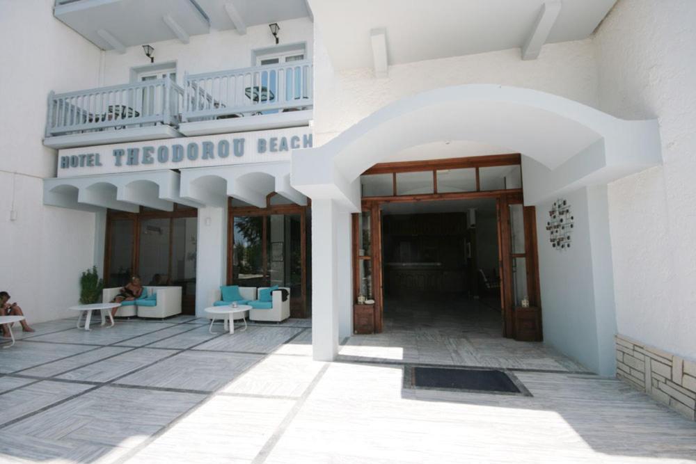 Theodorou Beach Hotel Apartments Pszalídi Kültér fotó