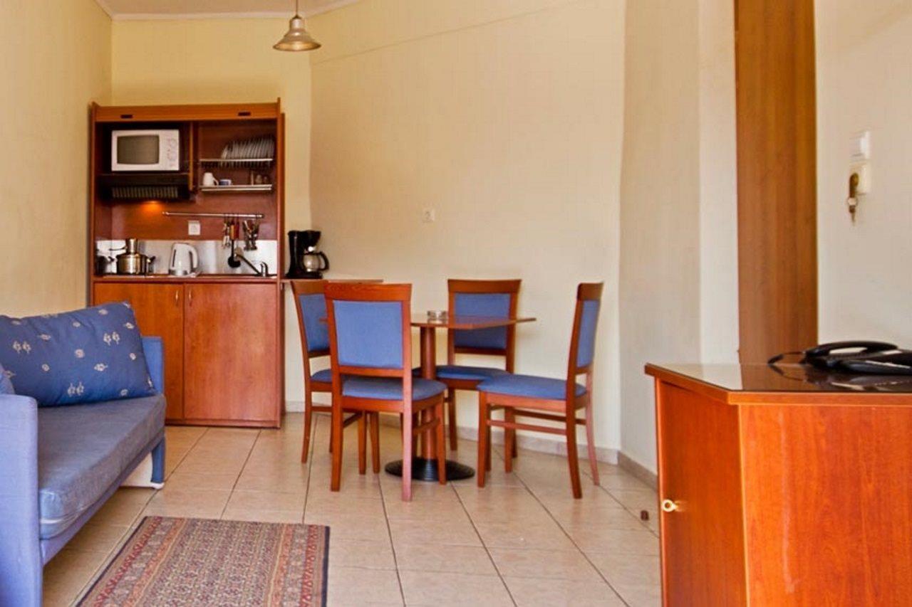 Theodorou Beach Hotel Apartments Pszalídi Kültér fotó